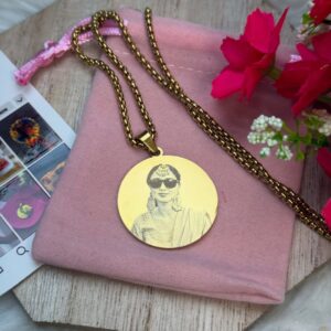 Round Shape Engraved Pendant